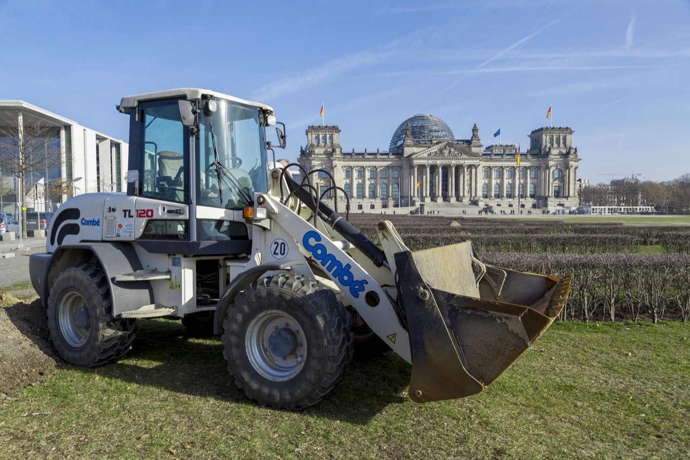 Erneuerung der Beregnungsanlage auf dem Platz der Republik – Foto 2