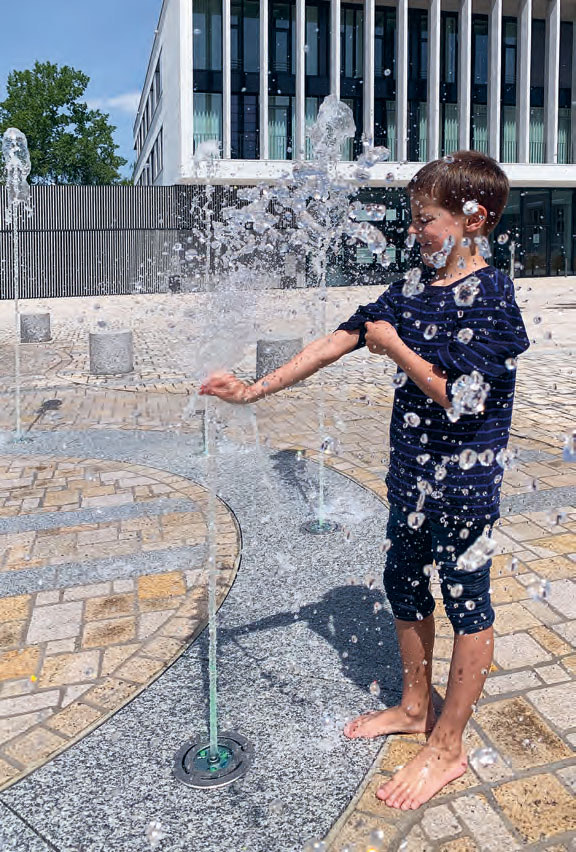 Errichtung des Wasserspiels am Rathaus in Hohen Neuendorf – Foto 6