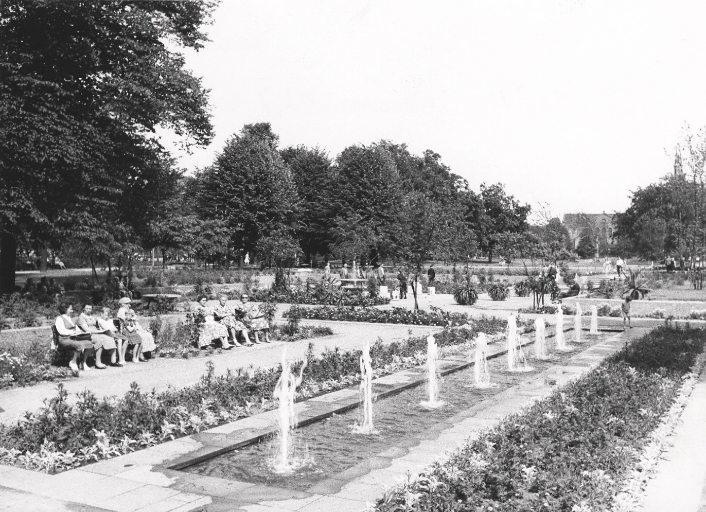 Springbrunnen im Kleinen Tiergarten in Berlin-Moabit – Foto 2